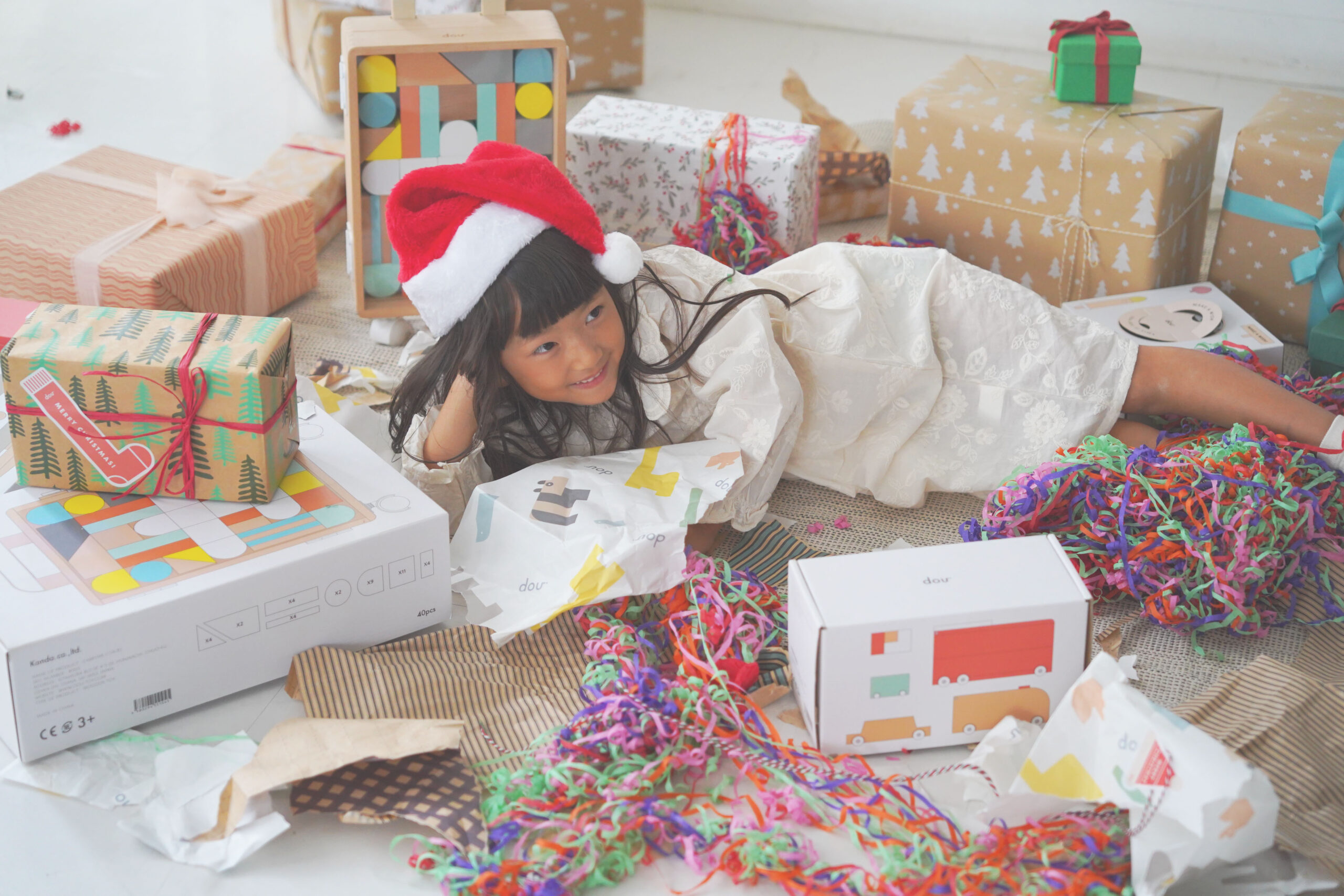 dou?オリジナルの2025年限定クリスマスラッピング