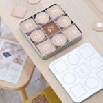 ひらがなbiscuit（木製ひらがなカード）- おしゃれな木のおもちゃ・知育玩具のdou?出産祝い・誕生日プレゼントにおすすめ！