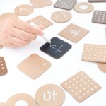 ひらがなbiscuit（木製ひらがなカード）- おしゃれな木のおもちゃ・知育玩具のdou?出産祝い・誕生日プレゼントにおすすめ！